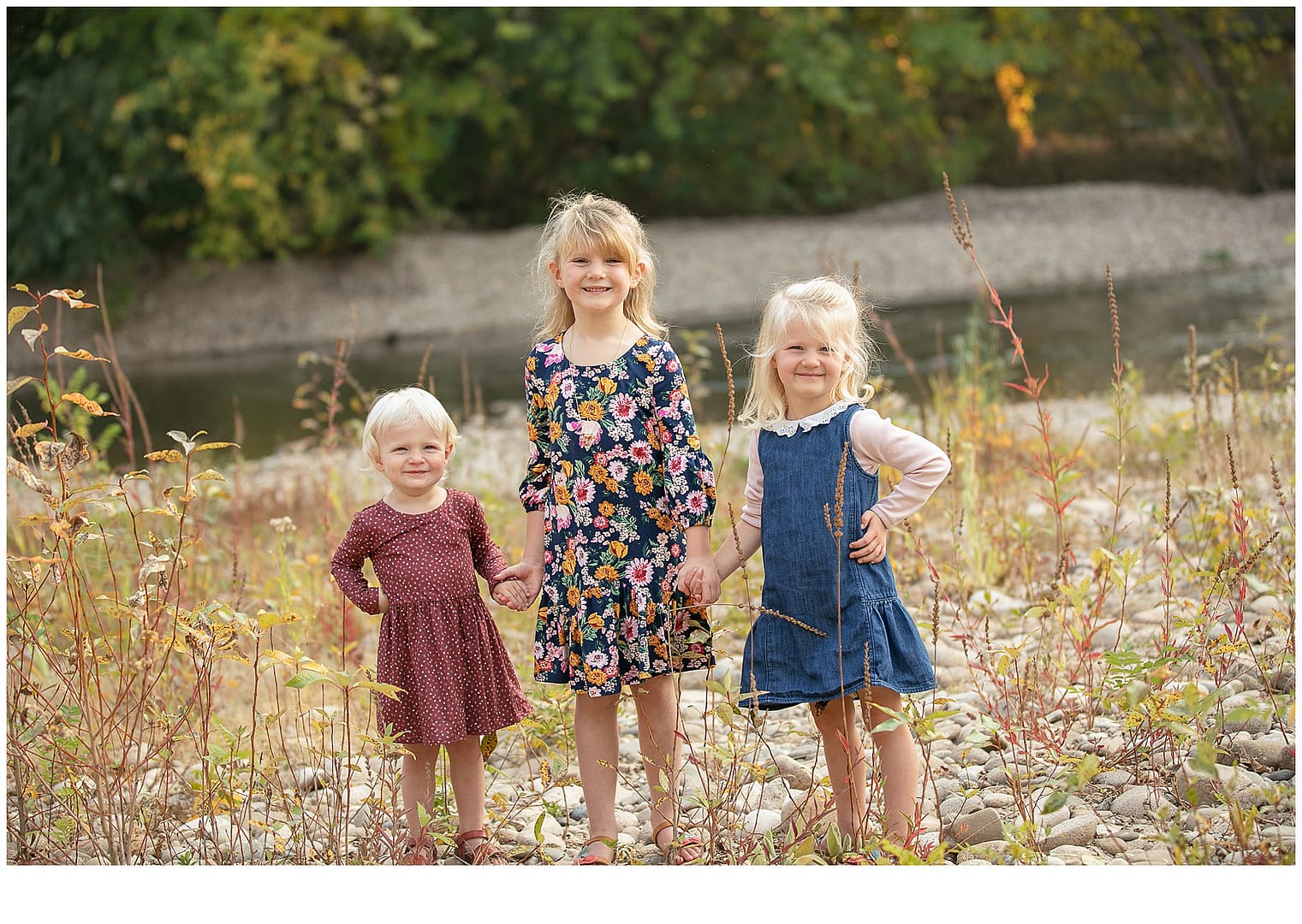 Trio of girls pose for photo in Eagle,ID. Photo by Tiffany Hix Photography.