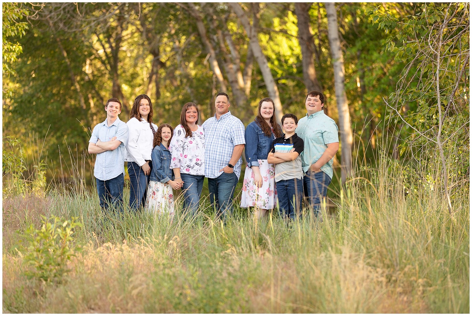 Family photos at the Boise River. Photo by Tiffany Hix Photography.