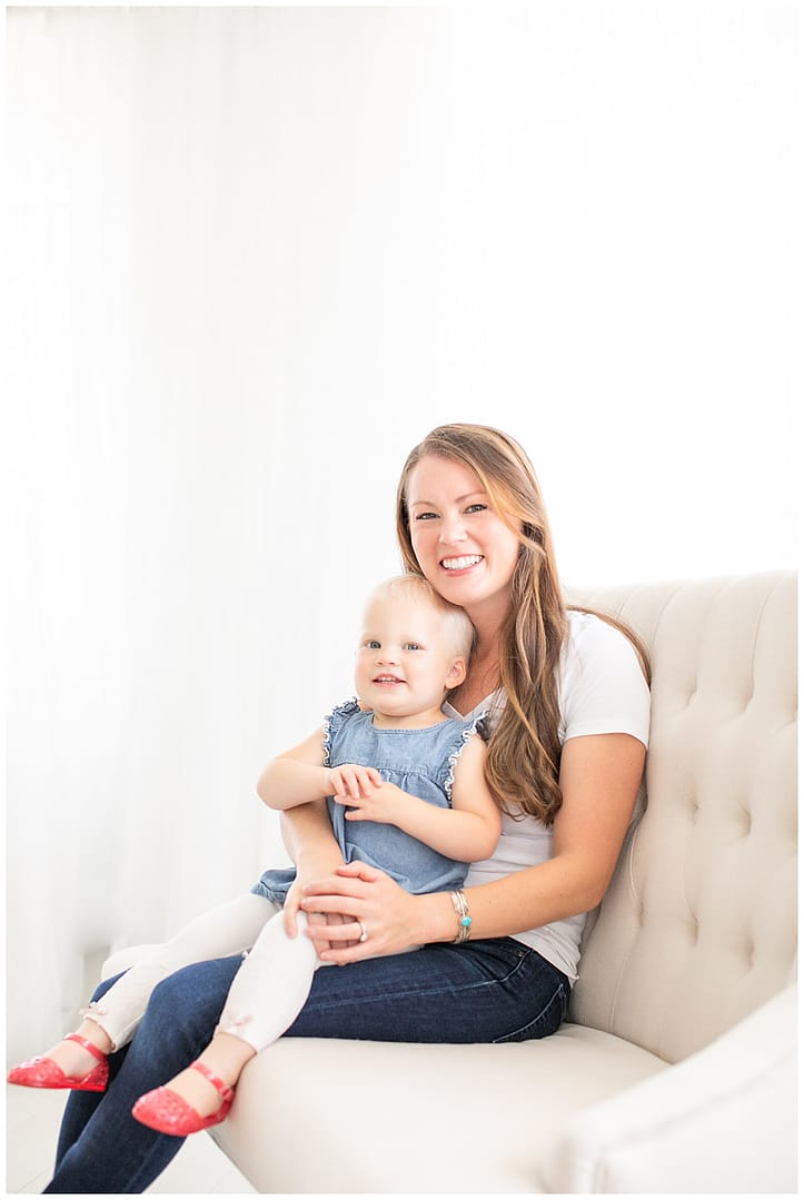 Mom poses with daughter in studio. Photos by Tiffany Hix Photography.
