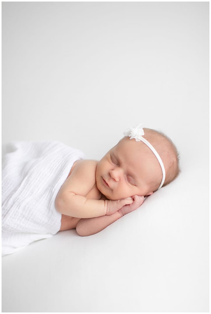 Boise newborn photographer. Photo by Tiffany Hix Photography.