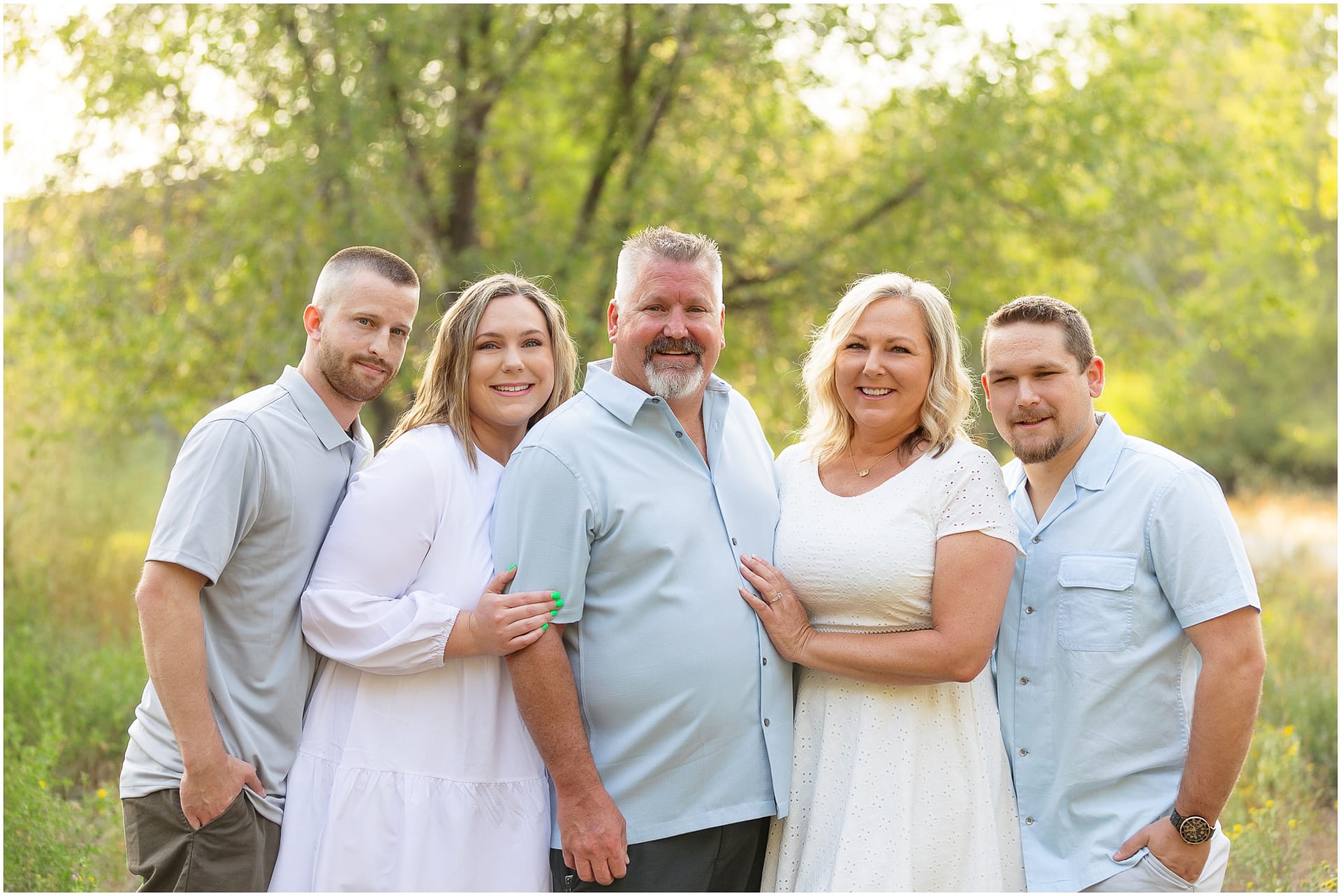 Family of five takes Boise family portrait. Photo by Tiffany Hix Photography.
